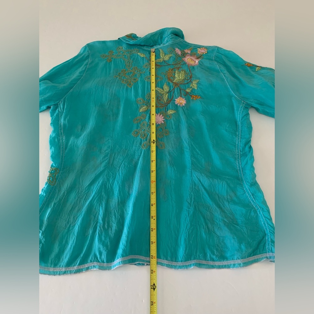 Johnny Was Embroidered Long Sleeve Button Front Shirt Size Large Bohemian - Picture 9 of 9